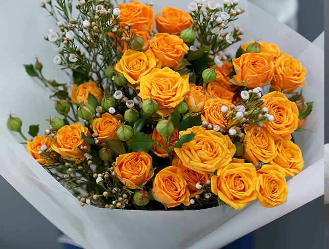 Bouquet of orange spray roses "Sunset Drops" photo