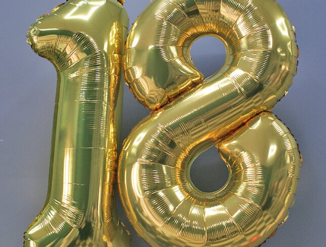 Set of foil balloons number ''18'' gold photo