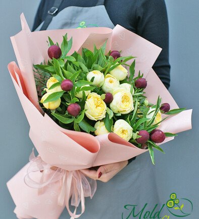 Bouquet of burgundy peonies and yellow spray peony-shaped roses photo 394x433