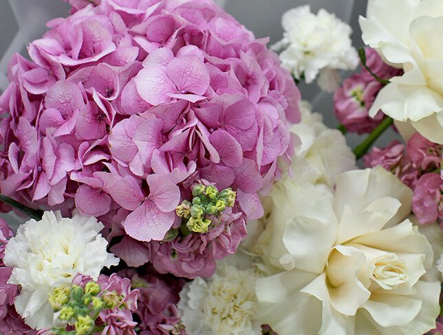 Bouquet "Elegance in white and pink" photo