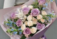 Bouquet of purple and cream roses "Firework of Emotions" — photo 3