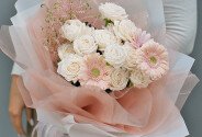 Bouquet of soft pink gerberas and spray roses "Delicate Nature" — photo 4