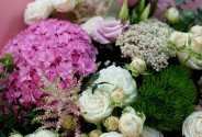 Bouquet with pink hydrangea and bush roses "Whisper of the petals" — photo 3