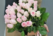 Bouquet of 35 pale pink roses 50 cm — photo 2