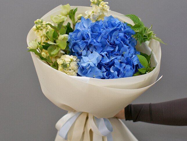 Bouquet of blue hydrangea and matthiola photo