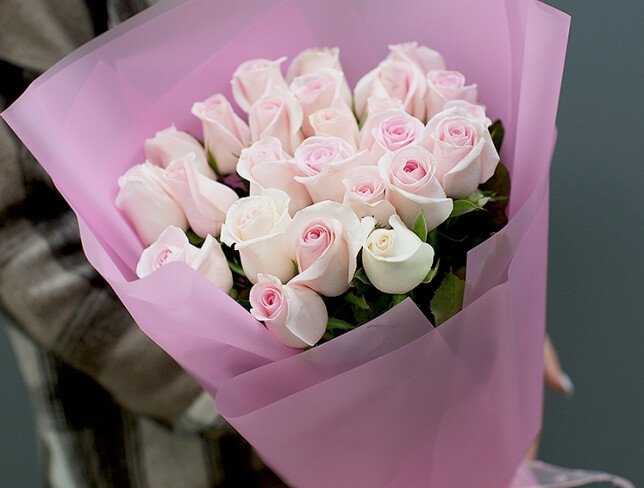 Bouquet of 25 pale pink roses 40 cm photo