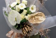 Bouquet of anthurium, protea and gerbera "Sands of Sahara" — photo 3