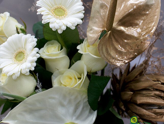 Bouquet of anthurium, protea and gerbera "Sands of Sahara" photo