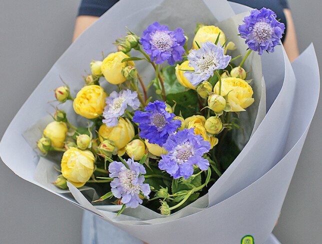 Bouquet of yellow peony-shaped roses and scabiosa “French Summer” photo