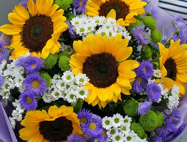 Buchet din crizanteme si floarea-soarelui „Dimineata insorita” foto