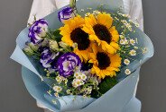 Buchet din floarea-soarelui si eustome „In razele tandretii” — foto 2