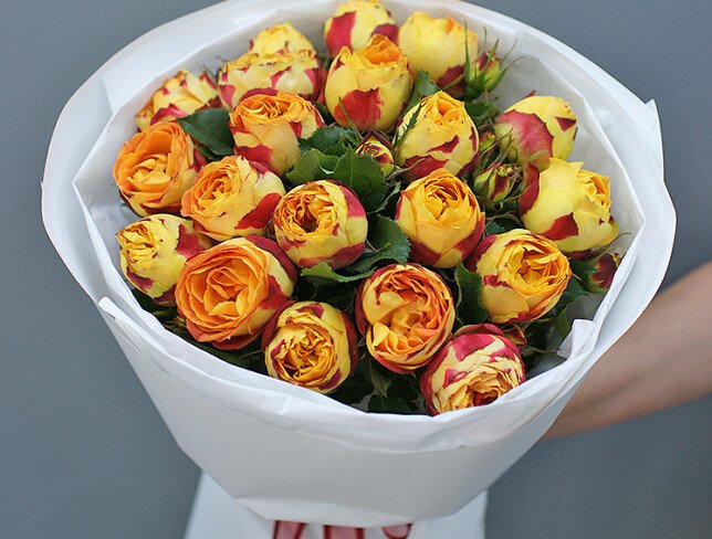 Bouquet of peony-shaped roses "Flame of Tenderness" photo