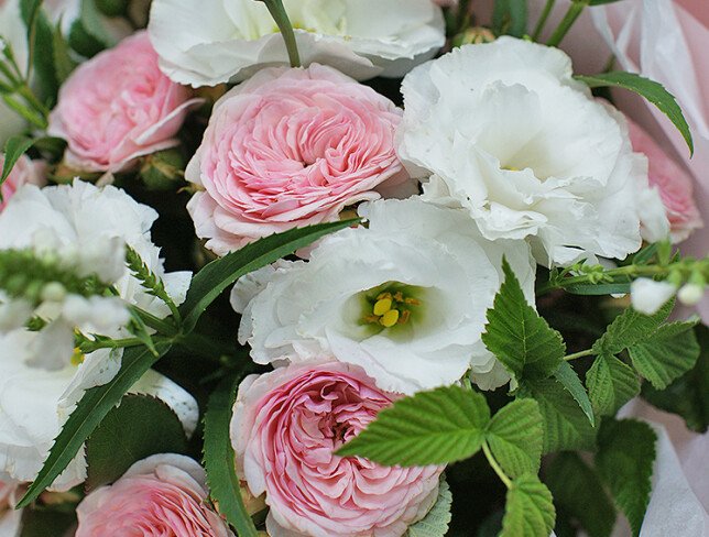Bouquet of pink roses and eustoma "Fragile Happiness" photo