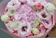 Bouquet of pink hydrangea, roses and eustoma — photo 2