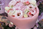 Bouquet of pink hydrangea, roses and eustoma — photo 5