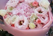 Bouquet of pink hydrangea, roses and eustoma — photo 6