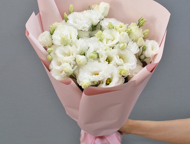 Buchet din 11 eustome albe foto