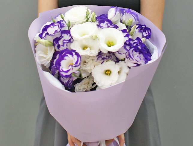Buchet de eustoma „Vise tandre” foto