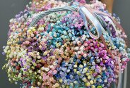Cos cu gypsophila multicolora „Respiratie de curcubeu” — foto 2