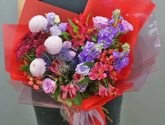Bouquet of chrysanthemums, eustoma and alstroemeria "Bright Symphony" photo
