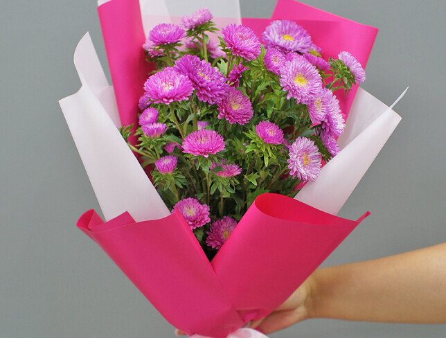 Buchet din astre roz foto
