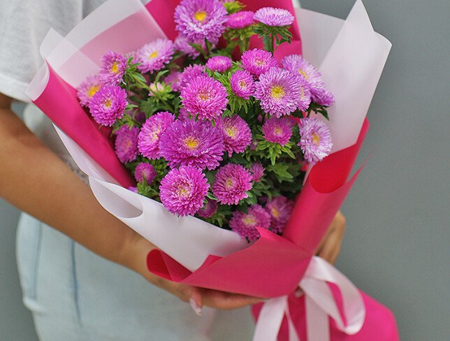 Buchet din astre roz foto