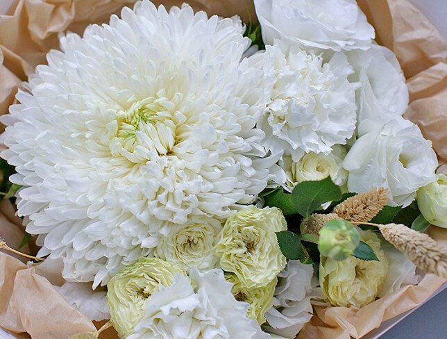 Bouquet of white spray roses, eustoma and pompon chrysanthemum photo