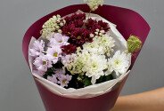 Buchet din crizanteme multicolore „Zi luminoasa” — foto 3