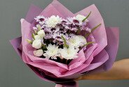 Buchet din crizanteme si dianthus albi „Sentimente calde” — foto 2