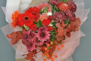 Bouquet of chrysanthemums, red roses, and gerberas — photo 1