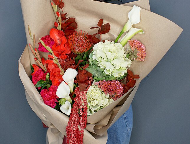 Bouquet of gladioli, callas and celosia "Burning Elegance" photo
