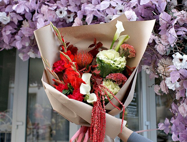 Bouquet of gladioli, callas and celosia "Burning Elegance" photo