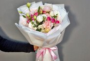 Bouquet of spray roses and eustomas "Flower Symphony" — photo 4