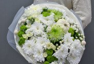 Buchet din crizanteme si trandafiri de tufa „Suflarea toamnei” — foto 4