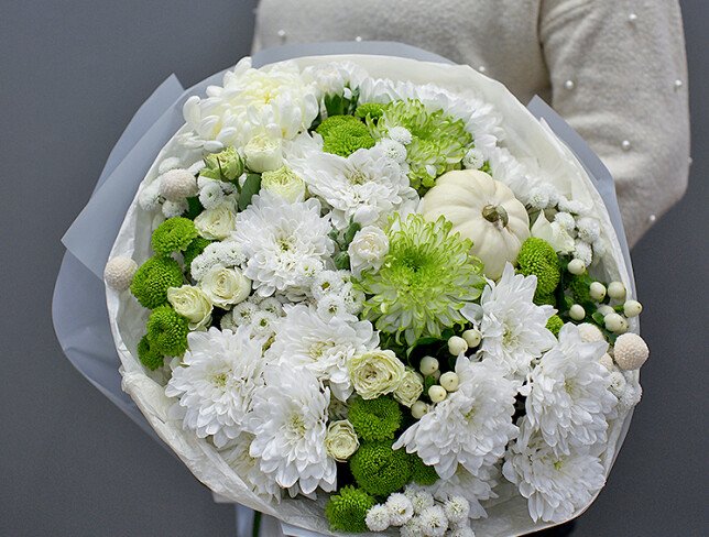 Buchet din crizanteme si trandafiri de tufa „Suflarea toamnei” — foto 4