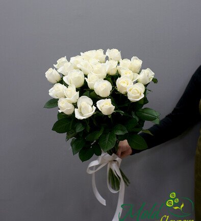 25 Trandafiri albi 60 cm foto 394x433