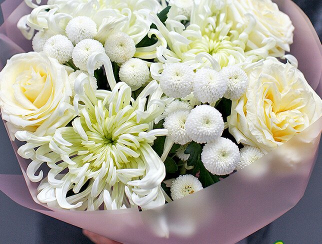 Buchet din crizanteme si trandafir Candlelight — foto 3