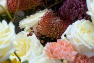 Bouquet of white roses, sunflowers and chrysanthemums Bigoudi “Golden Glow” — photo 3
