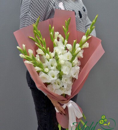 Buchet din 9 gladiole albe foto 394x433