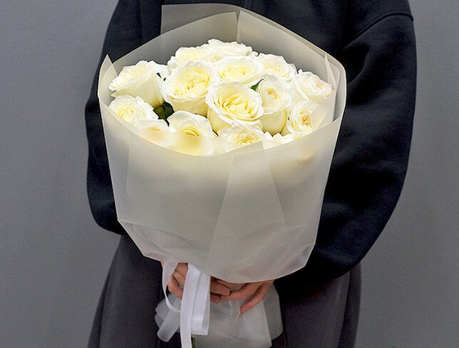 Buchet din trandafiri „Vis de vanilie”