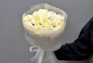 Buchet din trandafiri „Vis de vanilie” — foto 4