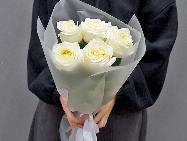 Buchet din 5 trandafiri albi "Candlelight" — foto 2