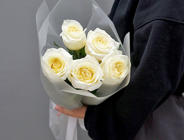 Buchet din 5 trandafiri albi "Candlelight" — foto 3