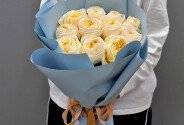 Bouquet of 11 peony-shaped roses “Cream Expression” — photo 2