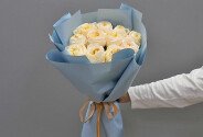 Bouquet of 11 peony-shaped roses “Cream Expression” — photo 1