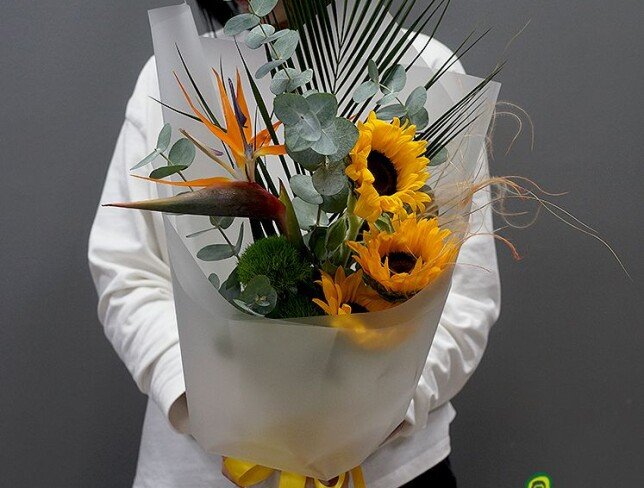 Buchet „Soarele Tropical”