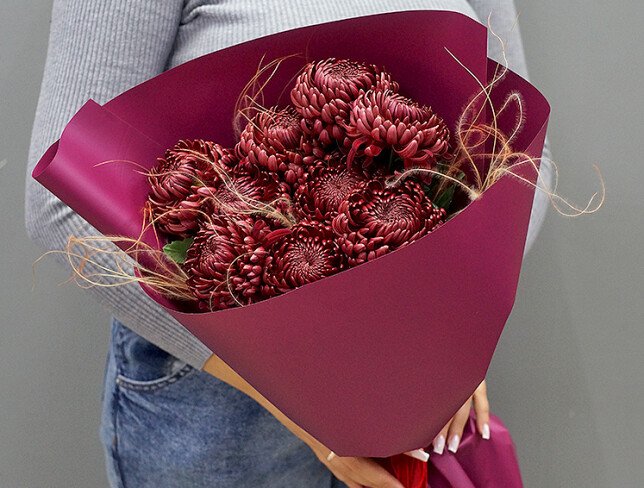 Buchet din 9 crizanteme sferice maro Bigoudi — foto 3