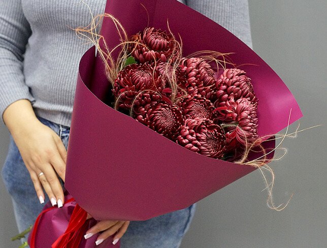 Buchet din 9 crizanteme sferice maro Bigoudi — foto 4