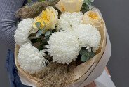 Buchet din crizanteme albe si trandafiri «Cream Expression» — foto 4