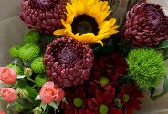 Buchet cu floarea-soarelui și crizanteme burgundy Bigoudi — foto 3